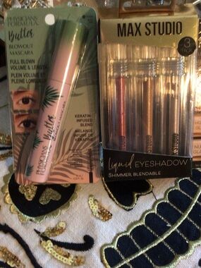 Physicians Formula Butter Blowout Mascara in Pale Pink